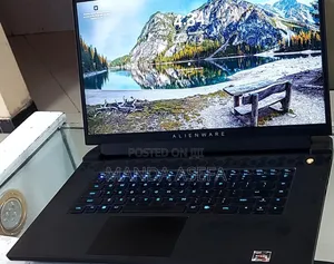 New Laptop Alienware M17x R2 16GB AMD Ryzen 9 SSD 512GB