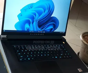 New Laptop Alienware M17x R2 16GB AMD Ryzen 9 SSD 512GB