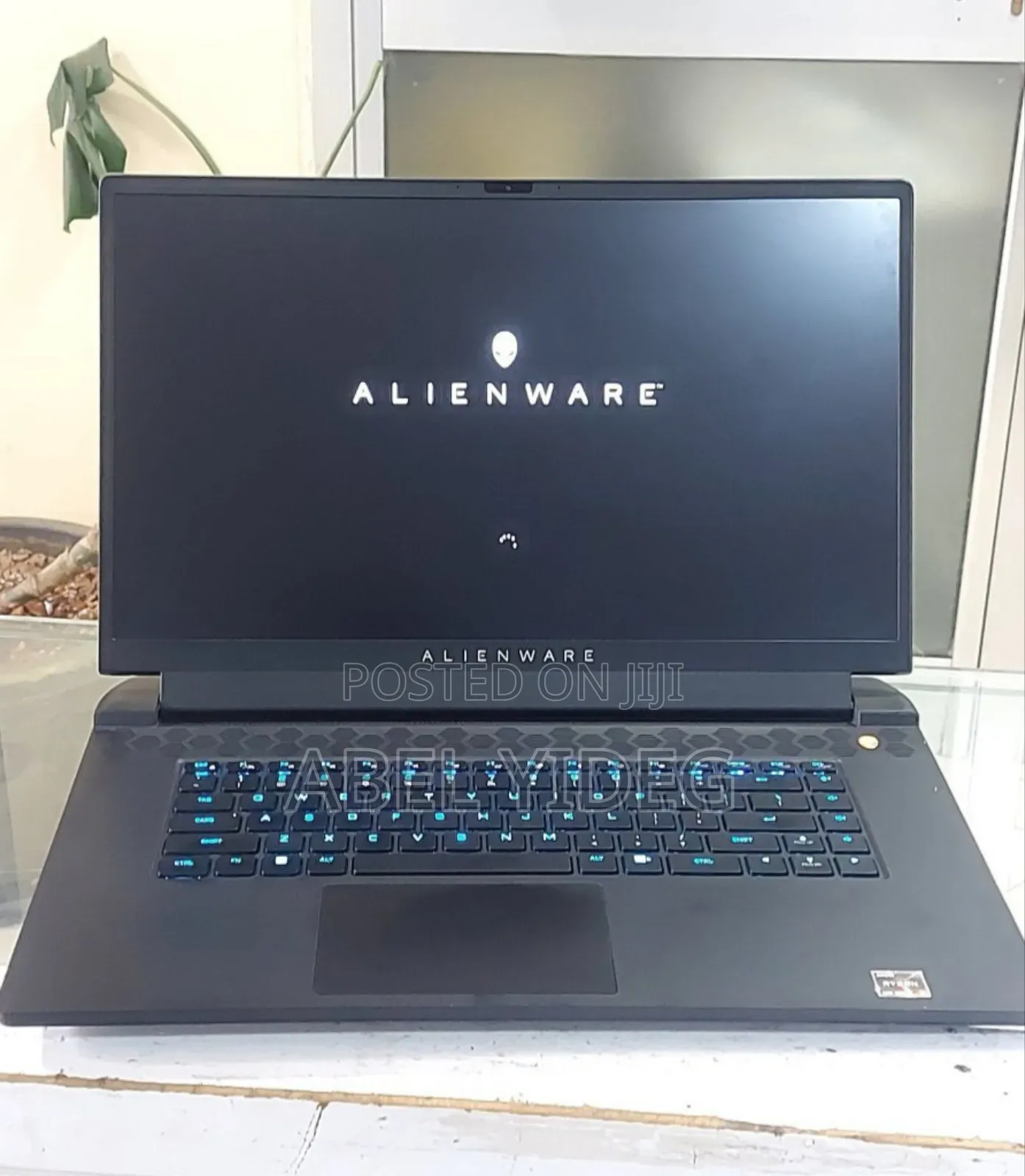 New Laptop Alienware M17x R2 16GB AMD Ryzen 9 SSD 512GB