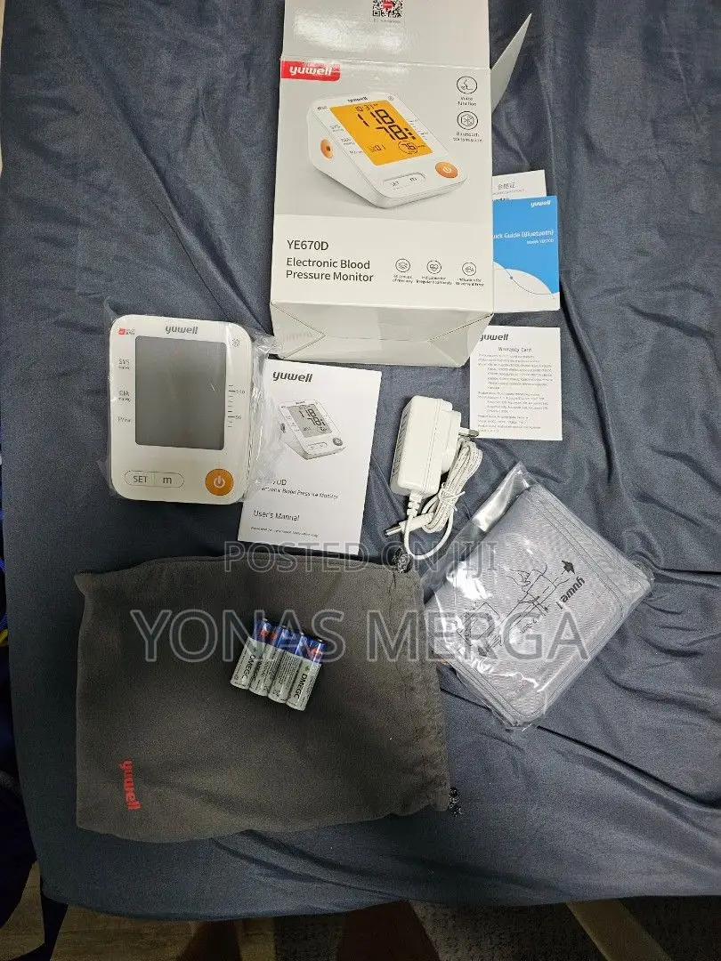 Digital Blood Pressure Monitor/Heart Rate Pulse Rate(YE660D)