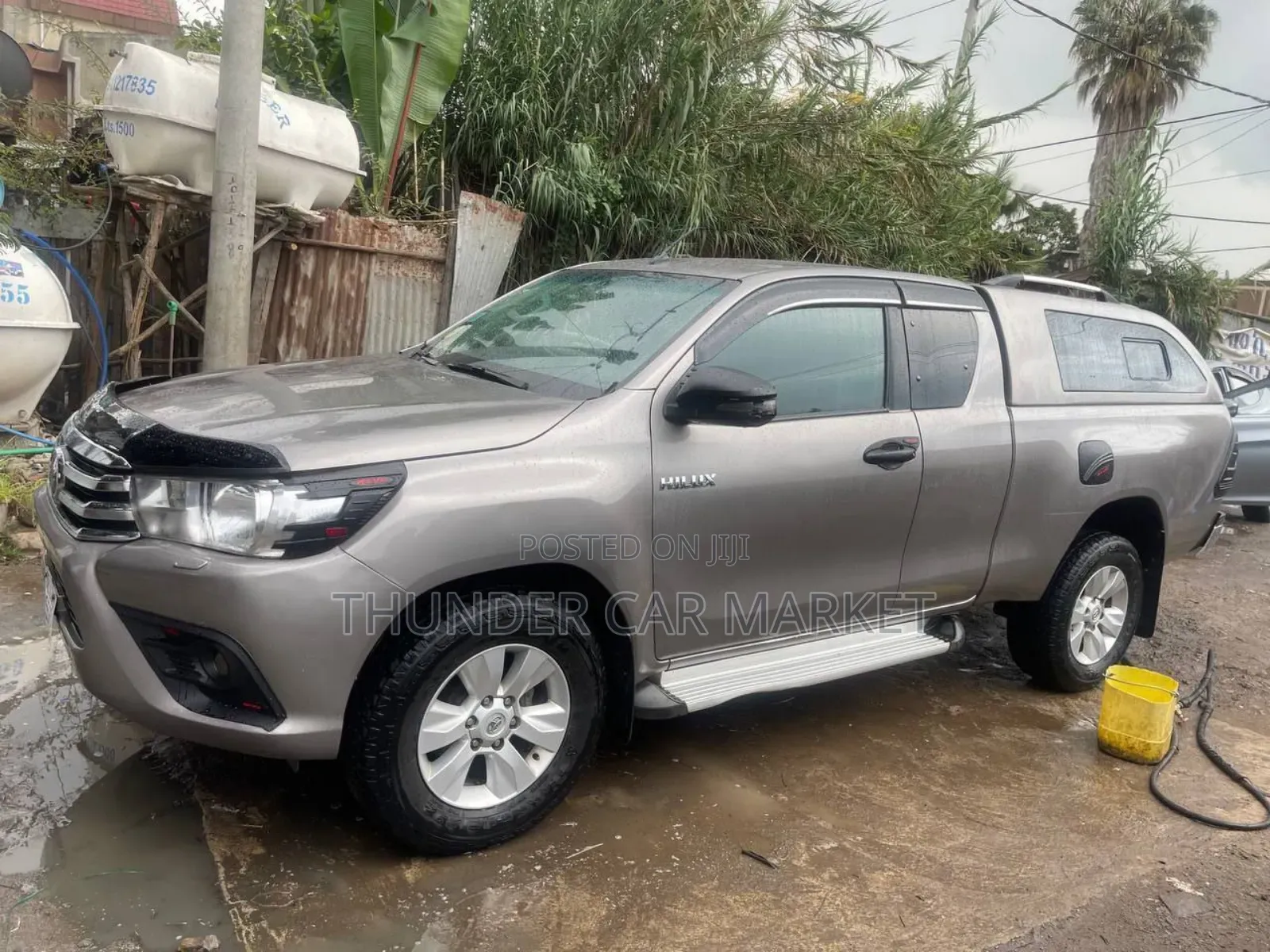 Toyota Hilux 2017 Gray