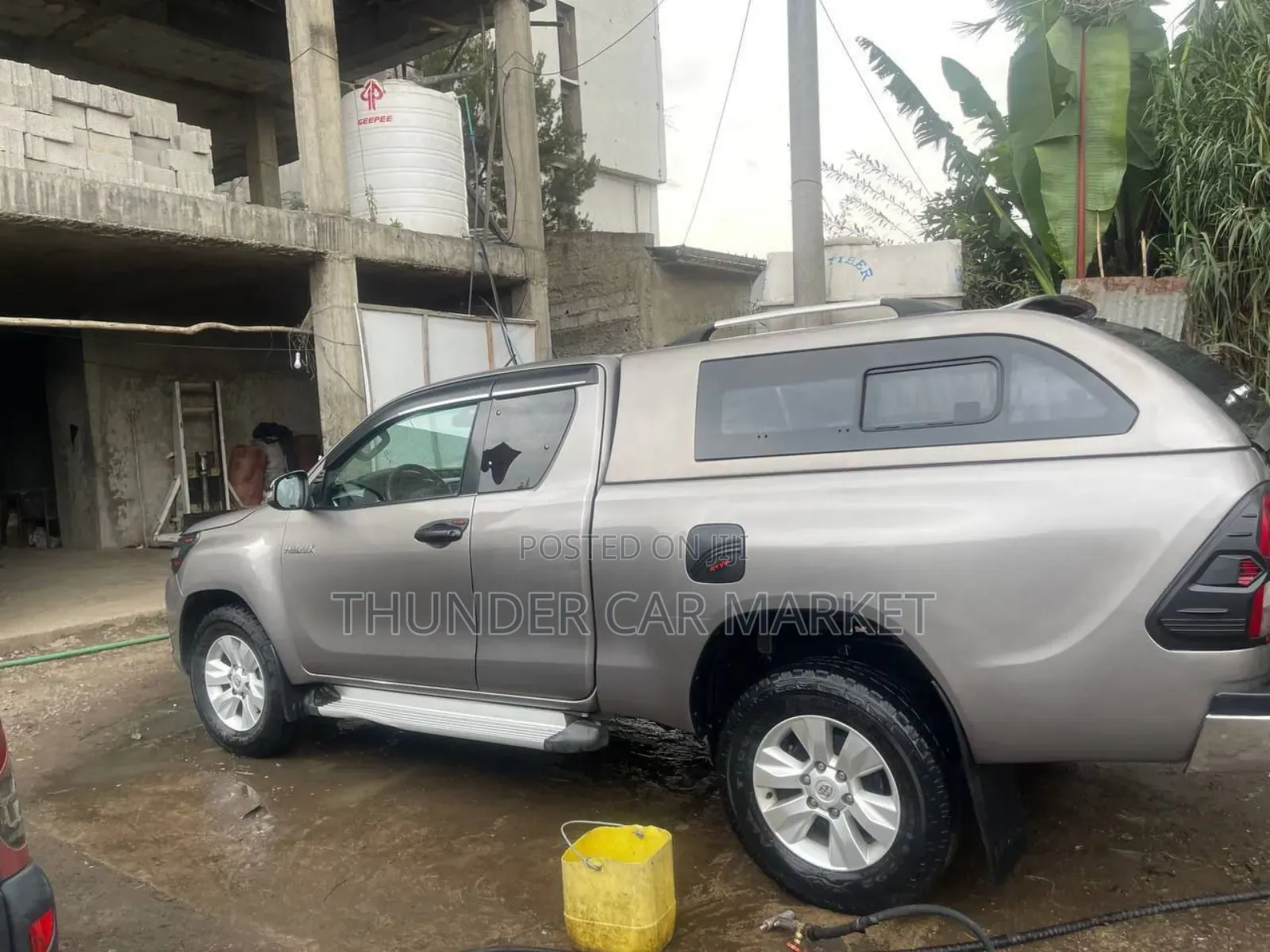 Toyota Hilux 2017 Gray