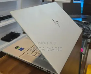 New Laptop HP Envy 13 16GB Intel Core I7 SSD 512GB