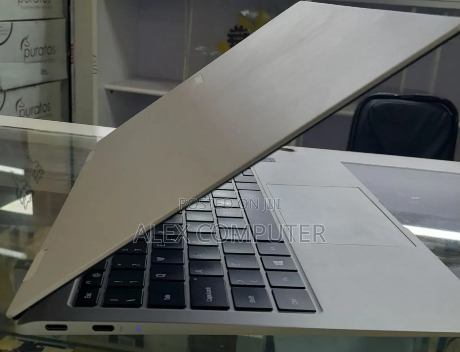 New Laptop Samsung Galaxy Book 2 8GB Intel Core I5 SSD 512GB