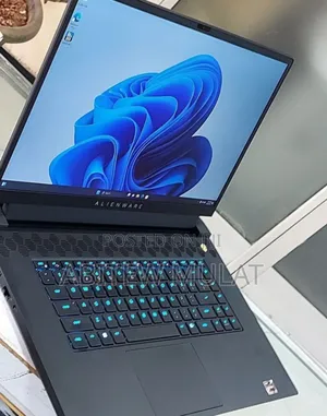 New Laptop Alienware M17x R2 16GB AMD Ryzen 9 SSD 512GB