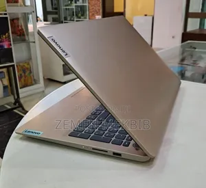 New Laptop Lenovo Ideapad 3 8GB Intel Core I3 SSD 256GB