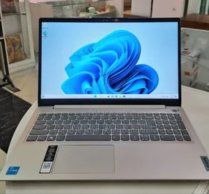 New Laptop Lenovo Ideapad 3 8GB Intel Core I3 SSD 256GB