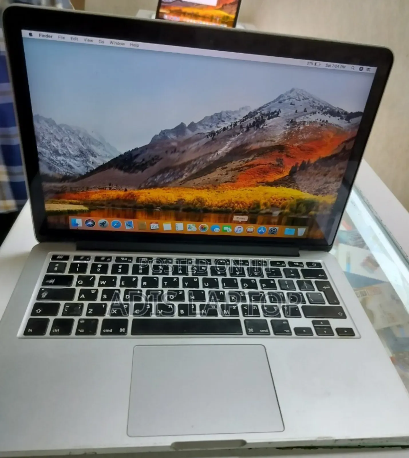 New Laptop Apple MacBook Pro 2015 8GB Intel Core I5 SSD 256GB