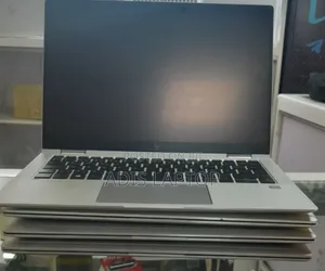 New Laptop HP EliteBook X GB Intel Core I7 SSD 512GB