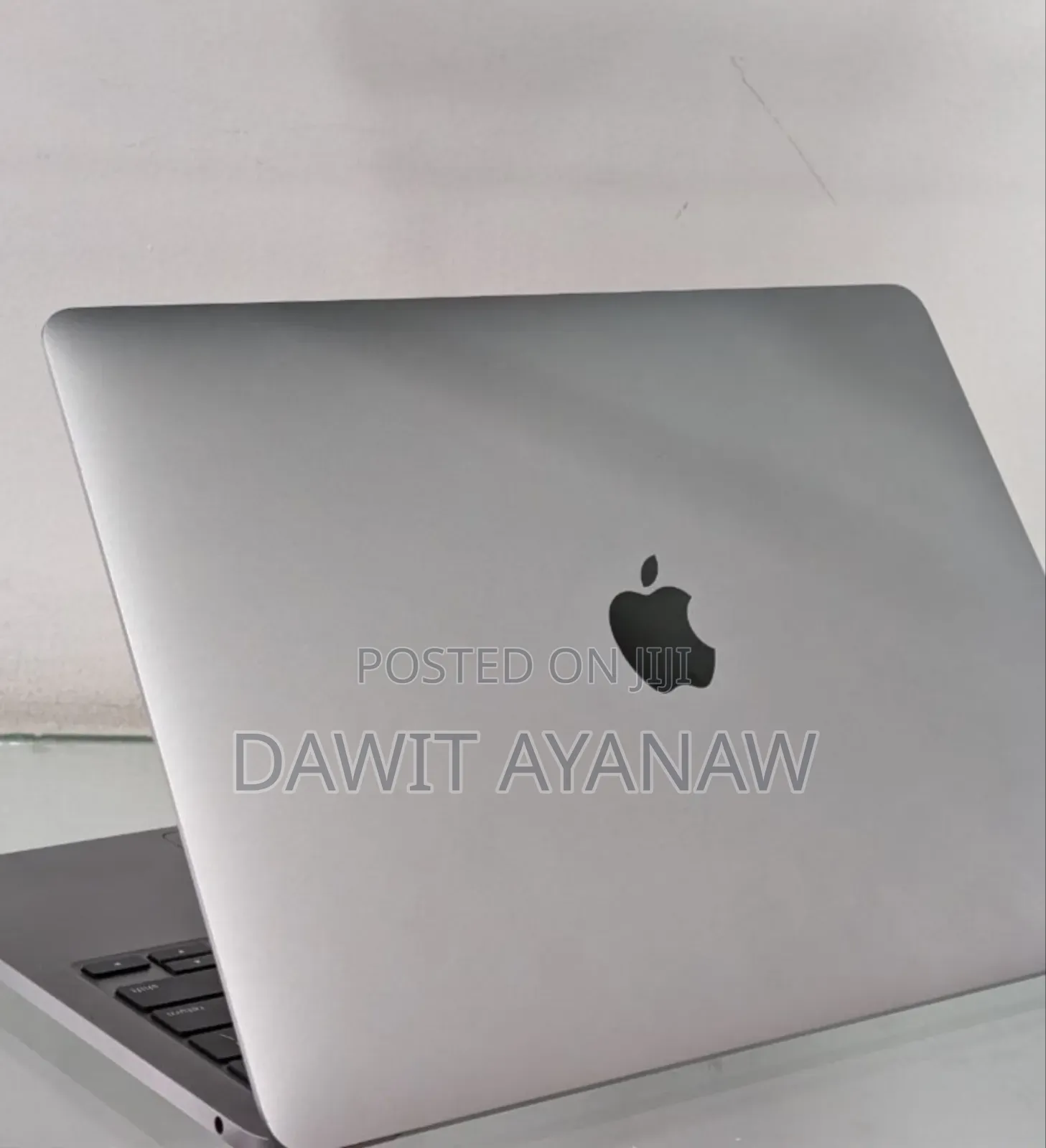 New Laptop Apple MacBook Pro 2020 16GB Apple M1 SSD 512GB