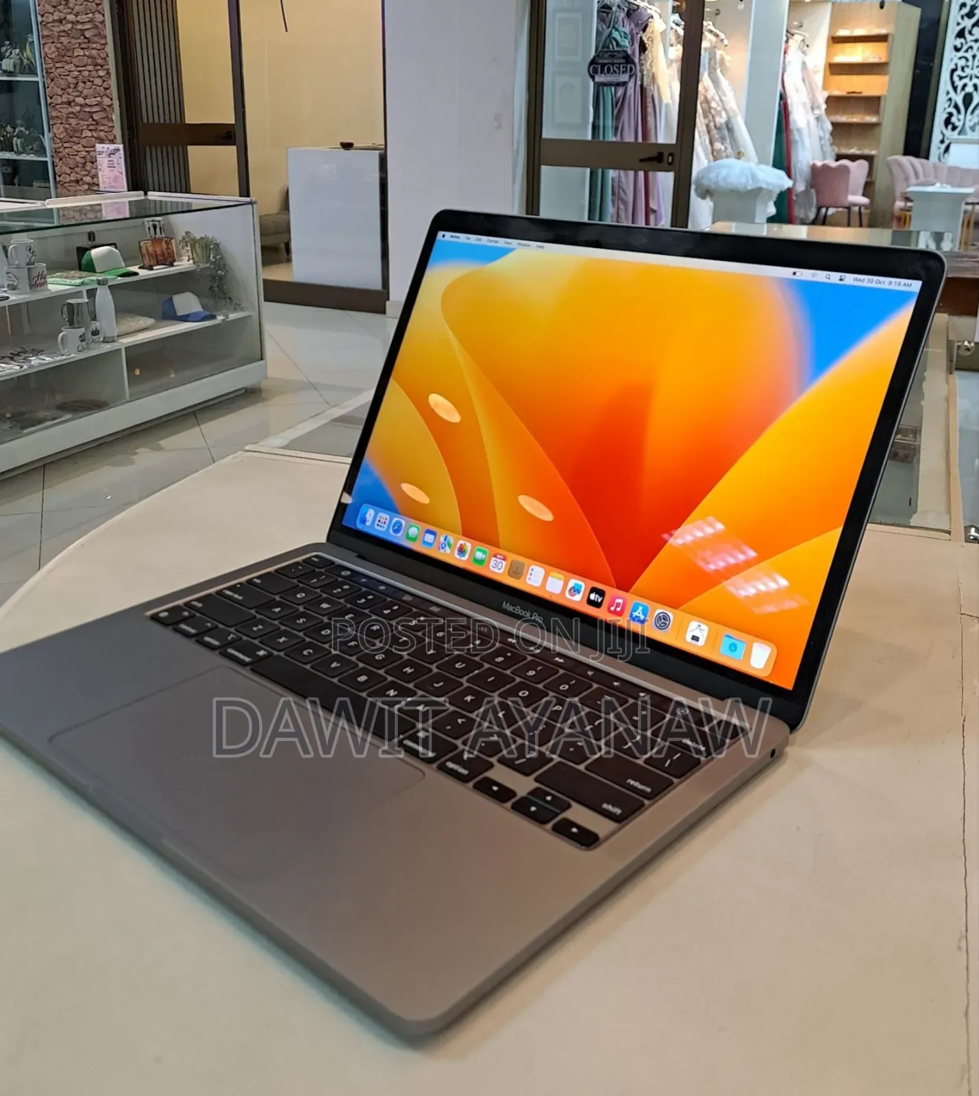 New Laptop 8GB Intel Core I9 HDD 512GB