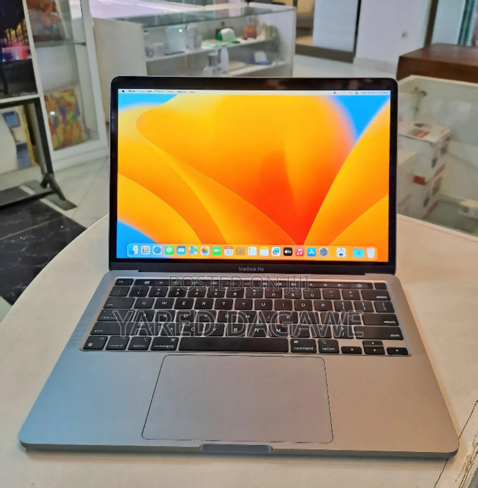 New Laptop Apple MacBook Pro M1 8GB Apple M1 SSD 256GB