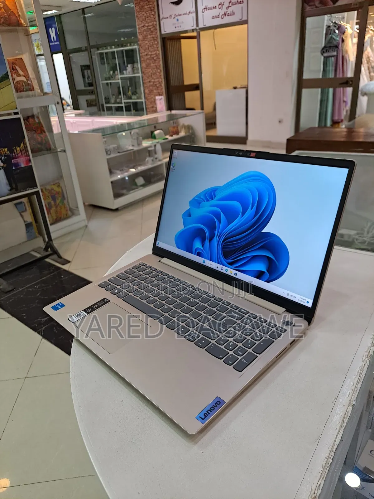New Laptop Lenovo Ideapad 3 8GB Intel Core I3 SSD 256GB