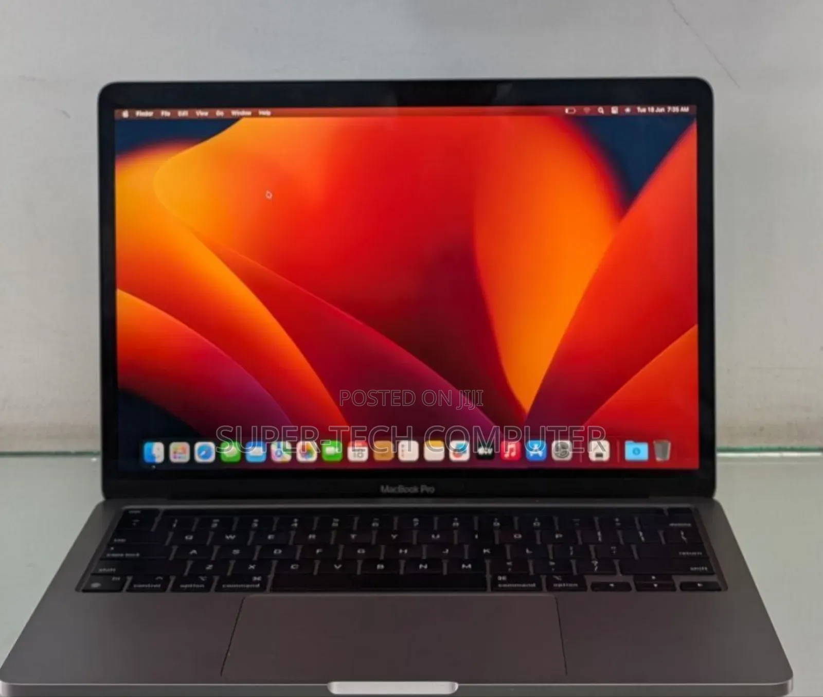 New Laptop Apple MacBook Pro 2020 M1 8GB Apple M1 SSD 512GB