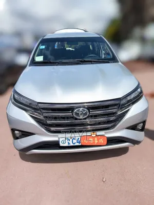 Photo - Toyota Rush 2022 Silver