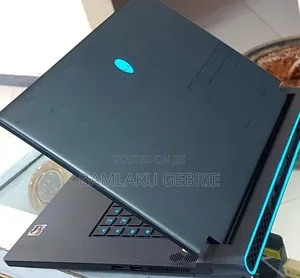 New Laptop Alienware M17x R2 16GB AMD Ryzen 9 SSD 512GB