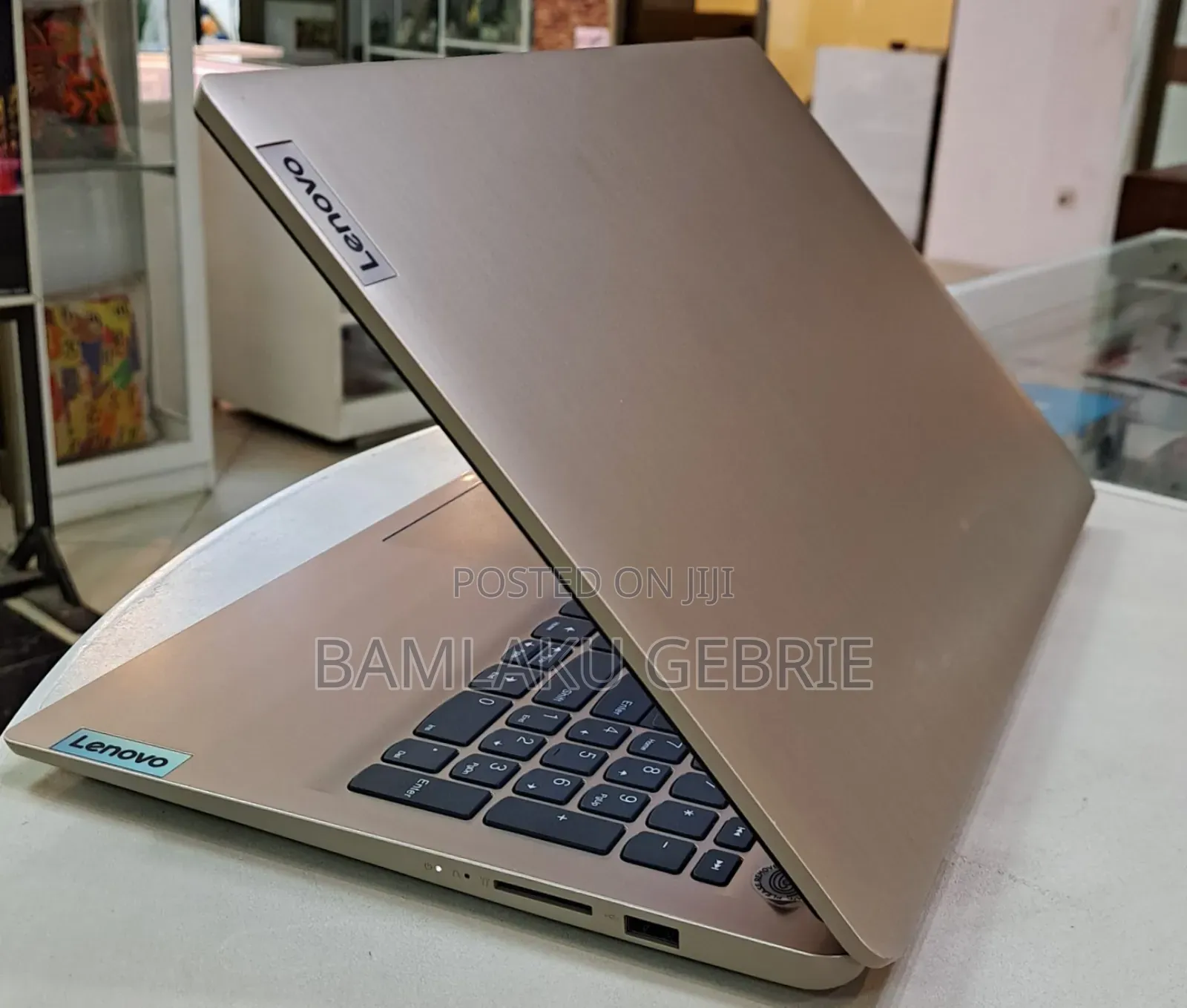 New Laptop Lenovo Ideapad 3 8GB Intel Core I3 SSD 256GB