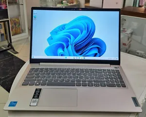 New Laptop Lenovo Ideapad 3 8GB Intel Core I3 SSD 256GB