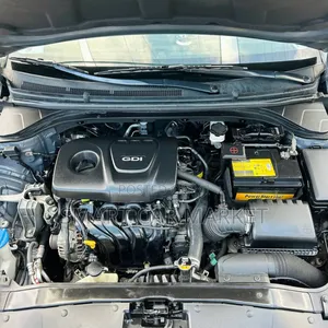 Hyundai Avante 2017 Gray