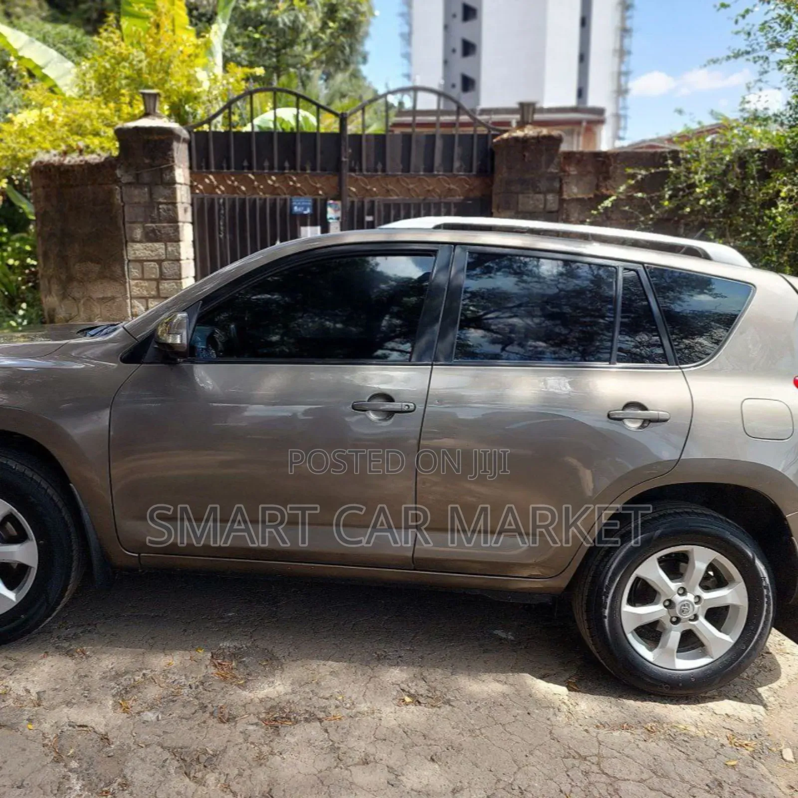 Toyota RAV4 2012 Brown