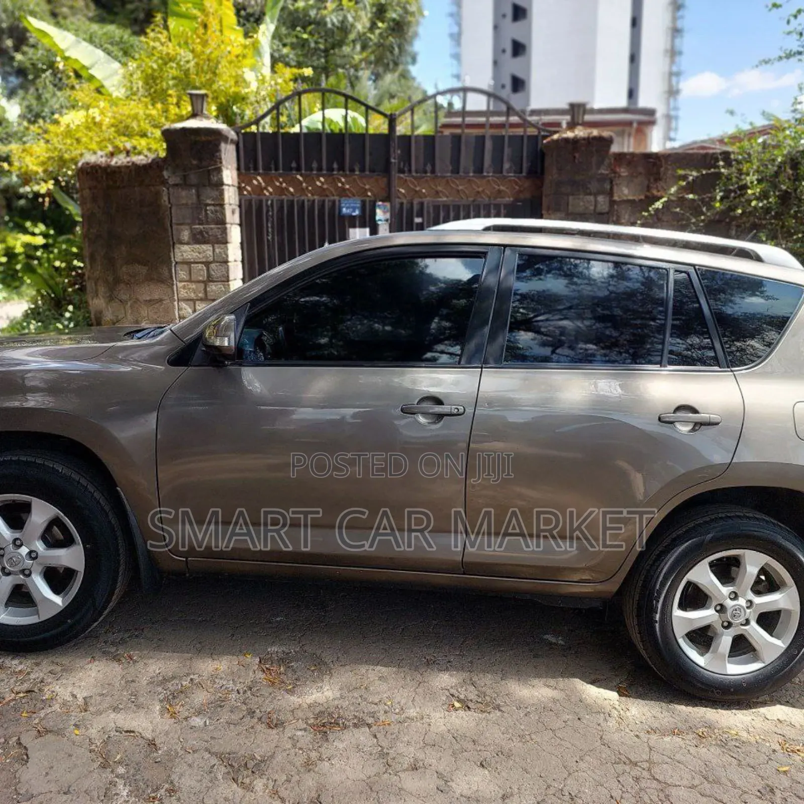 Toyota RAV4 2012 Brown