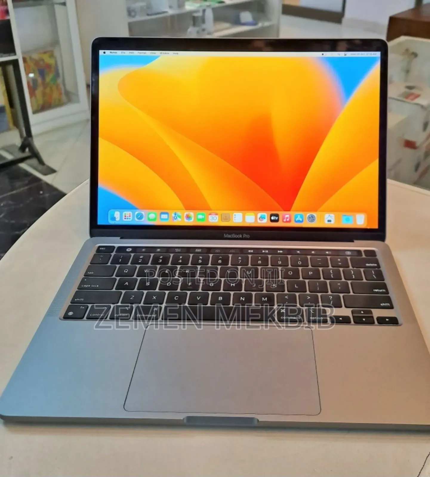 New Laptop Apple MacBook Air 2020 M1 8GB SSD 256GB