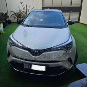 Toyota C-HR 2021 White