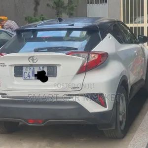 Toyota C-HR 2021 White