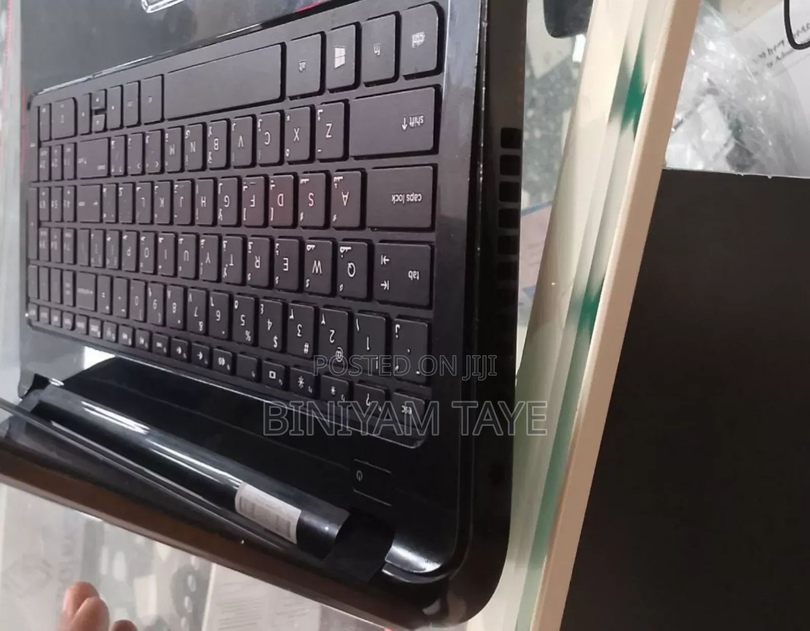 New Laptop HP Pavilion 15 6GB Intel Core I5 SSD 1T