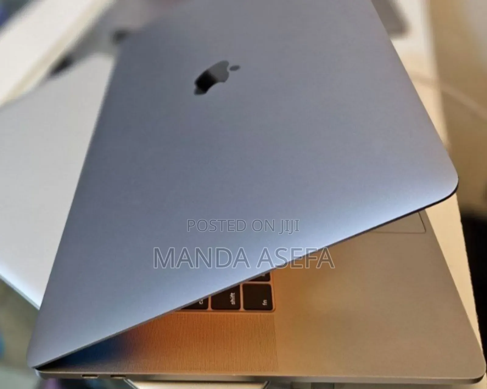 New Laptop Apple MacBook Pro 2018 32GB Intel Core I9 SSD 1T