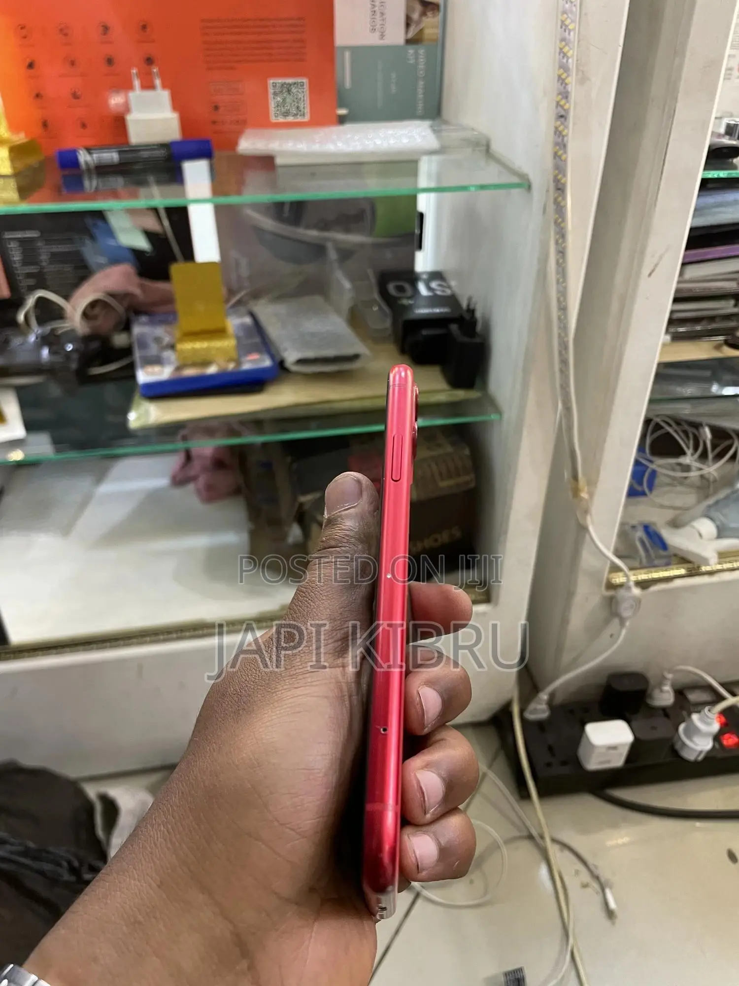 Apple iPhone 11 64 GB Red