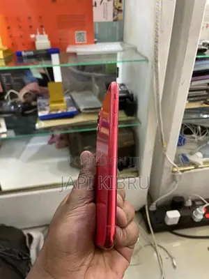 Apple iPhone 11 64 GB Red