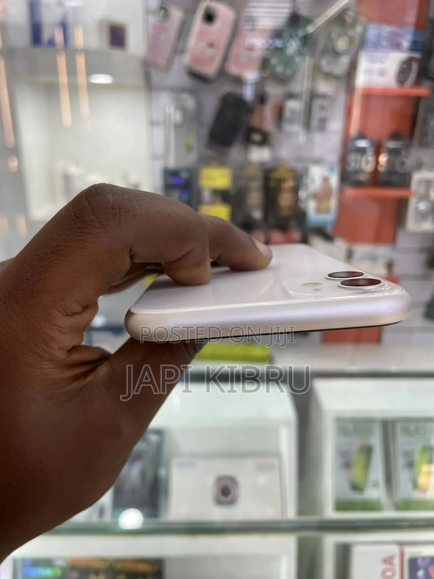 New Apple iPhone 11 128 GB White