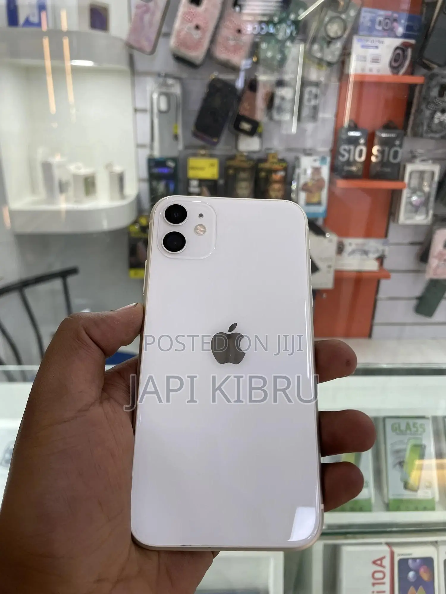 New Apple iPhone 11 128 GB White