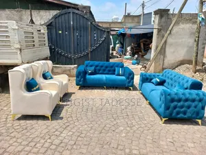 Sofa 7ሰው የሚያስቀምጥ ፅድት ብሎ የተሠራ