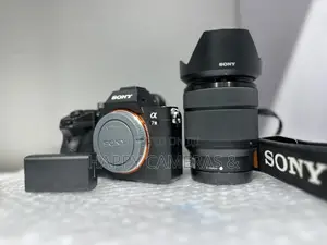 Photo - Sony Alpha A7iii 28-70mm Kit Lens