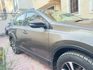 Toyota RAV4 2016 Gray