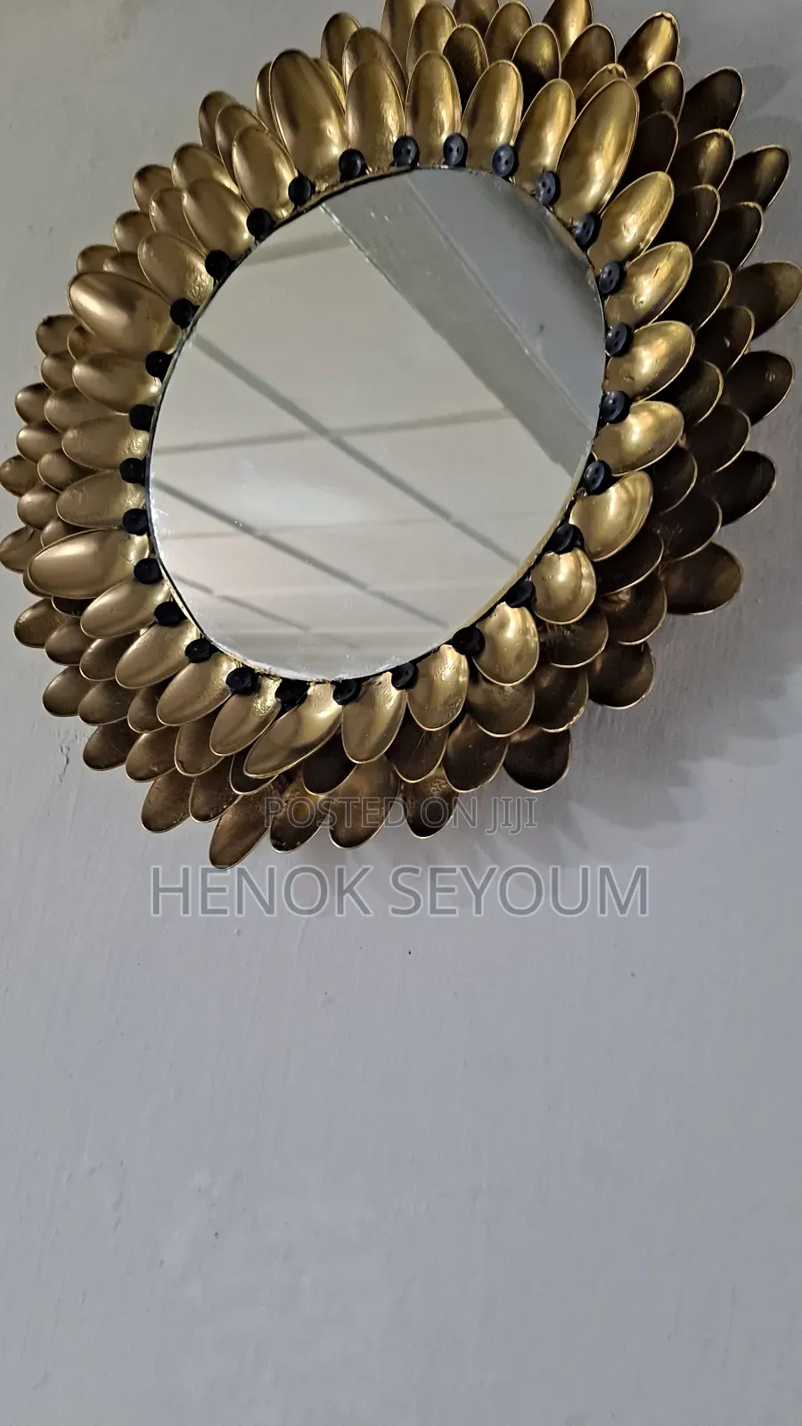 Wall Hanging Mirrors