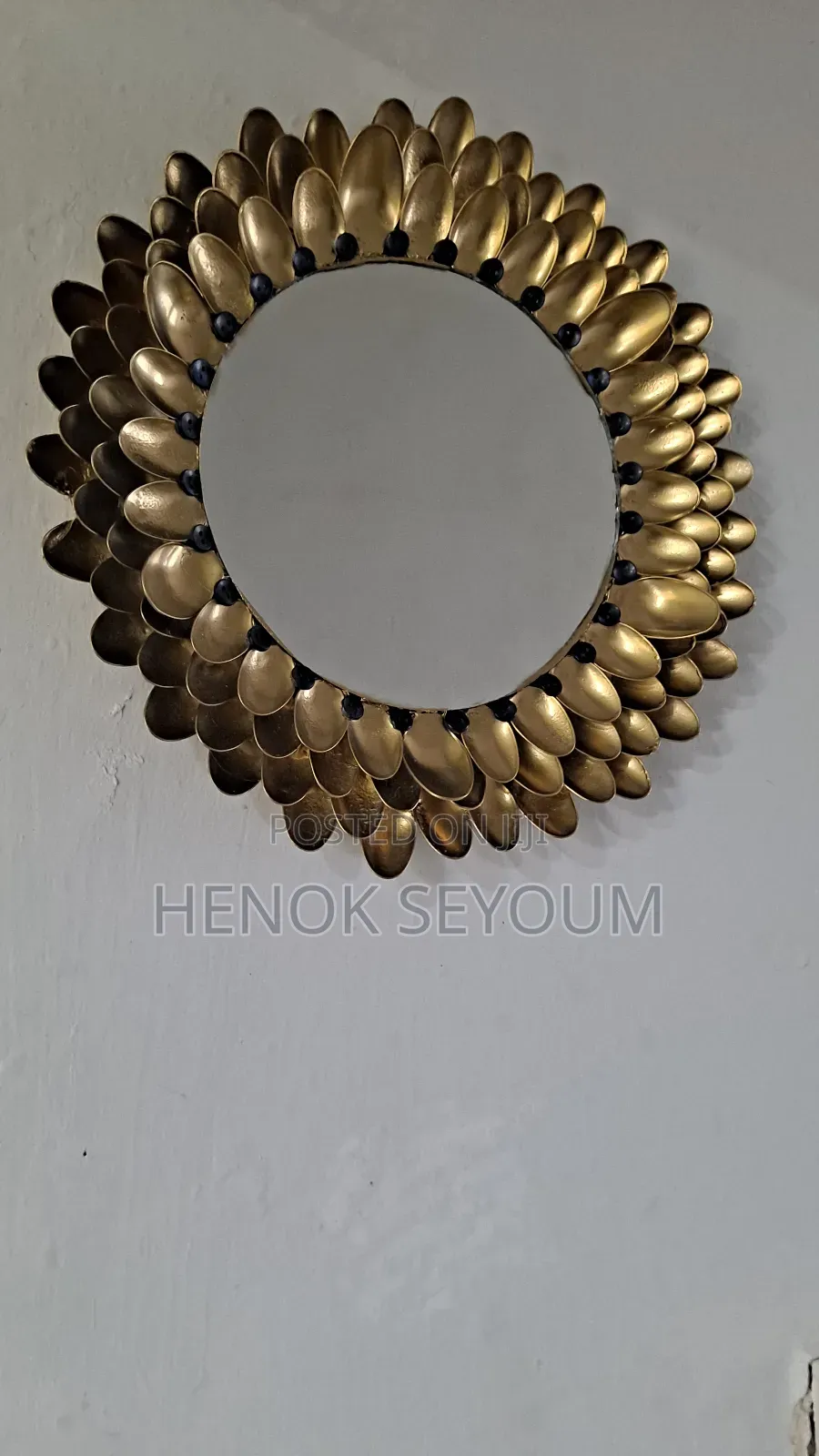 Wall Hanging Mirrors