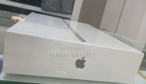 Photo - New Apple iPad 10.2 (2021) 256 GB Silver