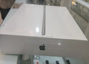 New Apple iPad 10.2 (2021) 256 GB Silver