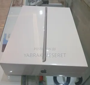 New Apple iPad 10.2 (2021) 256 GB Silver