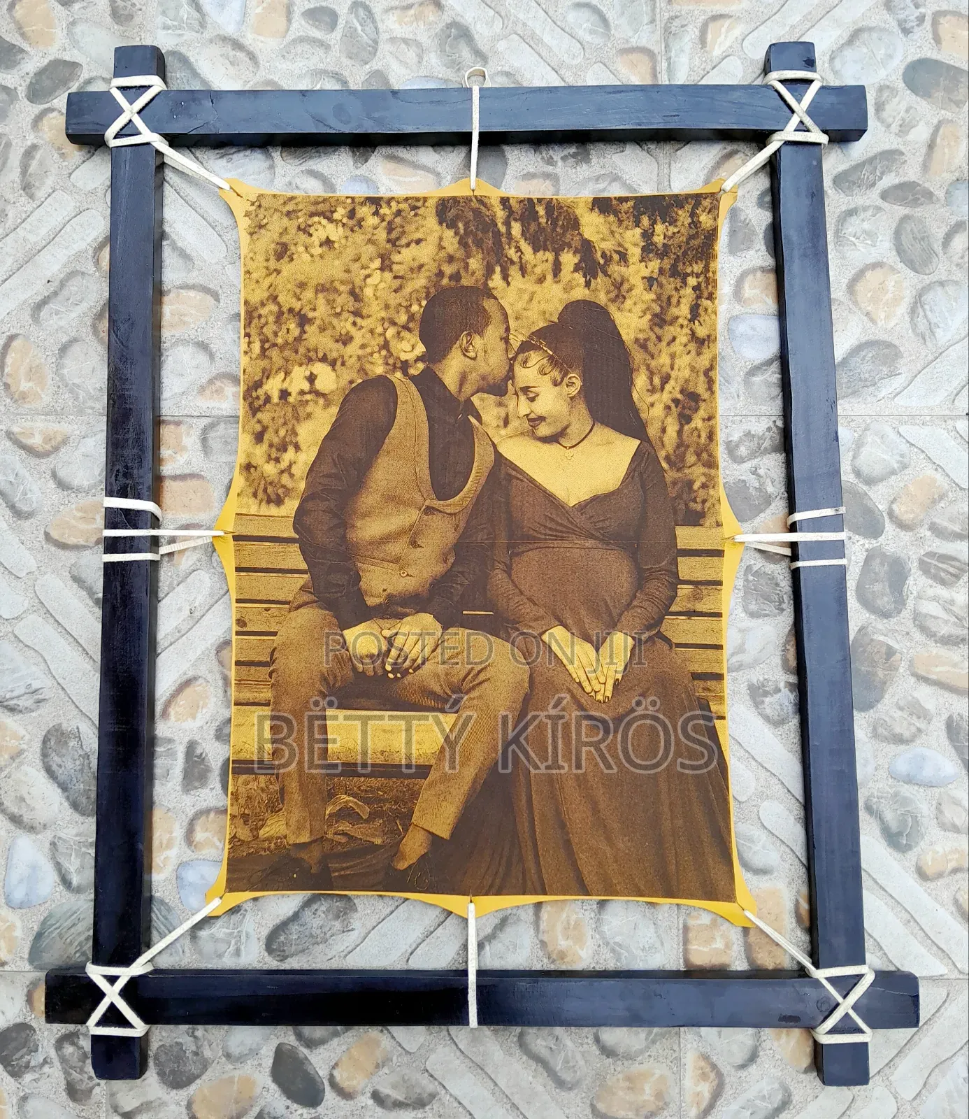 ለስጦታ ማንኛዉንም ፎቶ በተፈጥሮ ቆዳ እና እንጨት ላይ እንሰራሎታለን