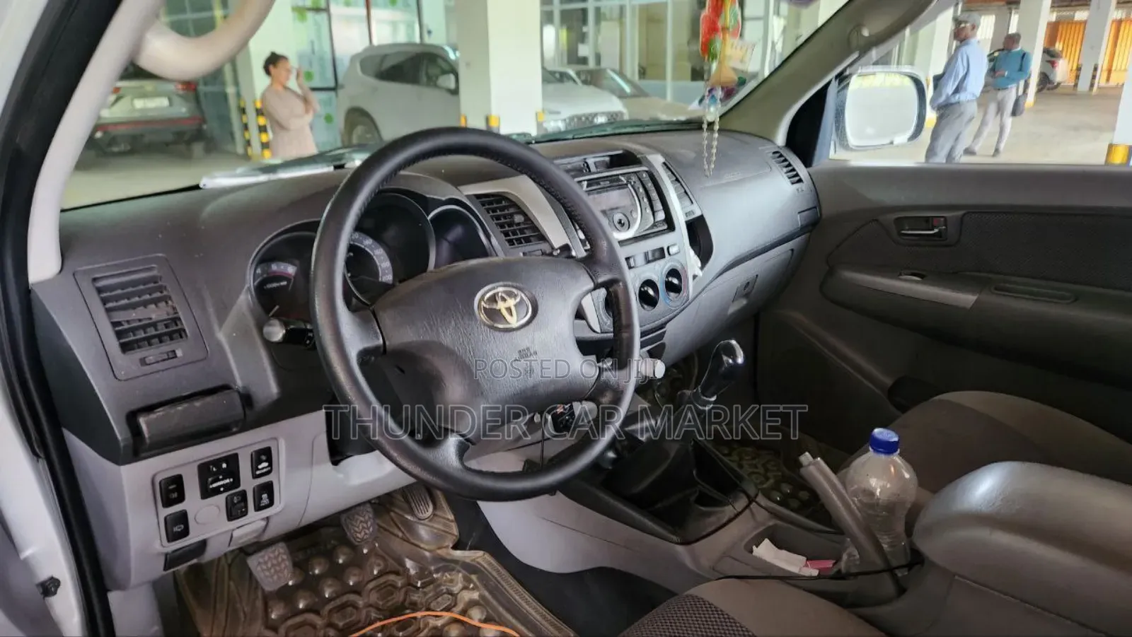Toyota Hilux 2010 Silver