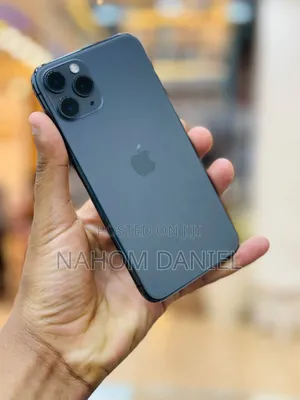 Photo - Apple iPhone 11 Pro Max 64 GB