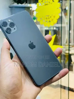 Apple iPhone 11 Pro Max 64 GB