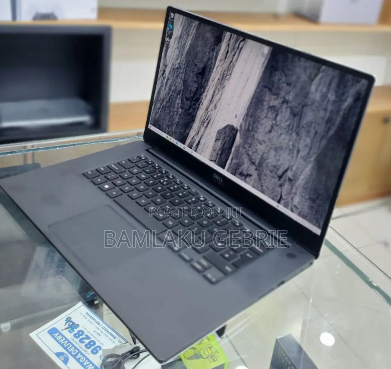 New Laptop Dell Precision 5540 16GB Intel Core I9 SSD 512GB