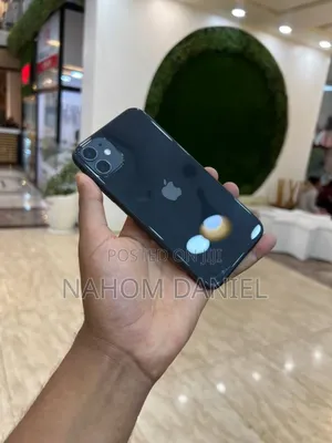 Photo - Apple iPhone 11 64 GB