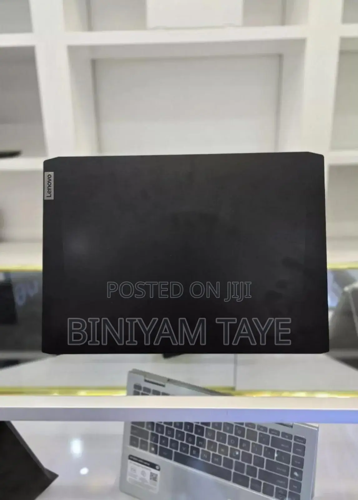 New Laptop Lenovo Ideapad 3 8GB Intel Core I5 HDD+SSD 256GB