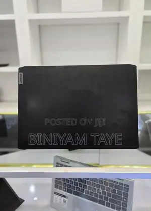 New Laptop Lenovo Ideapad 3 8GB Intel Core I5 HDD+SSD 256GB